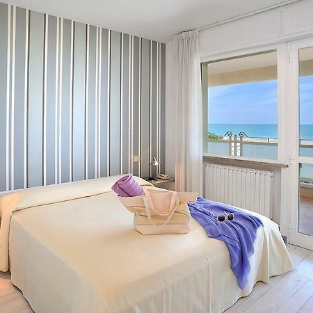 Residence Riccione Beach Apartments Luaran gambar