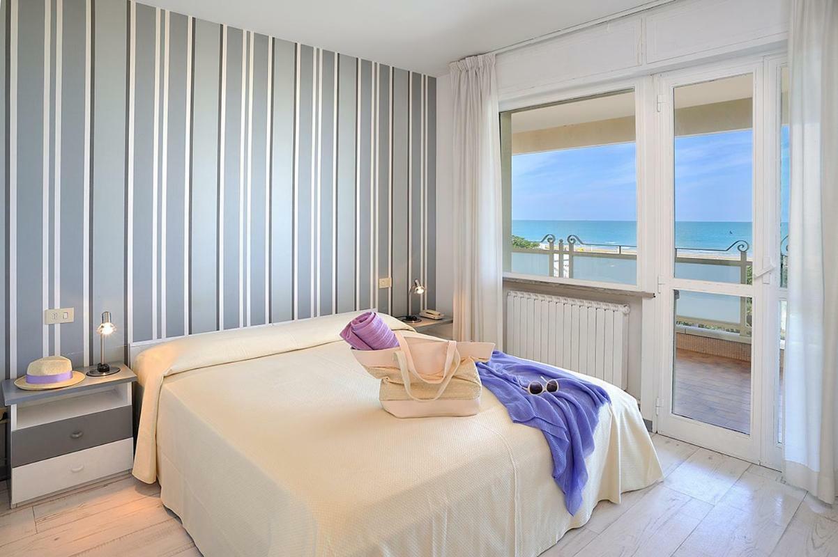 Residence Riccione Beach Apartments Luaran gambar